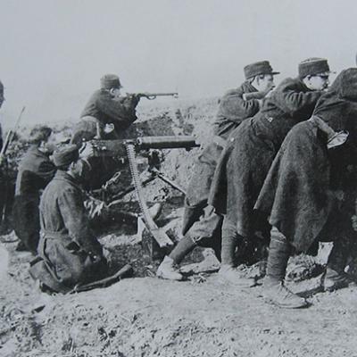 Maschinengewehr in Stellung an der Yser 